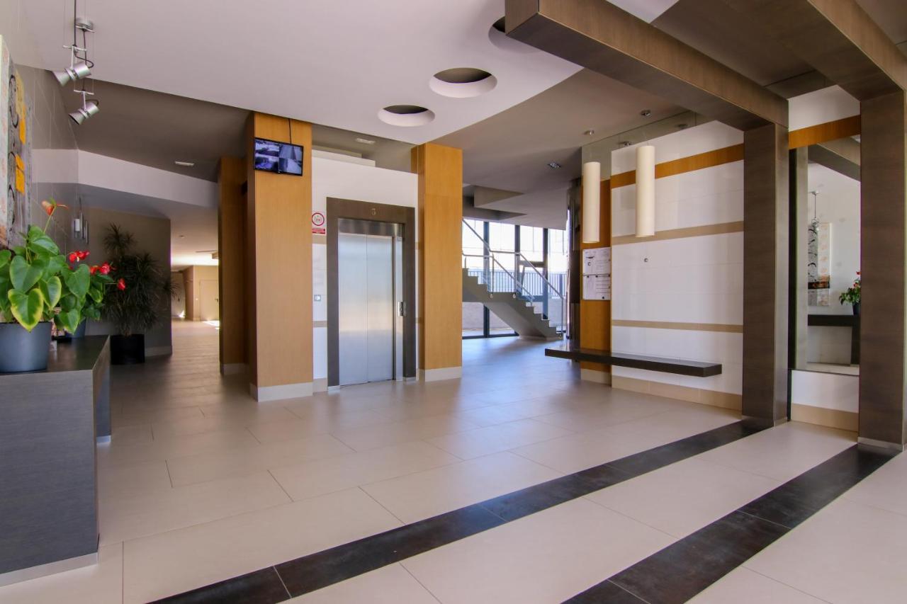 Premium Class Apartment Ла-Віла-Джойоза Екстер'єр фото