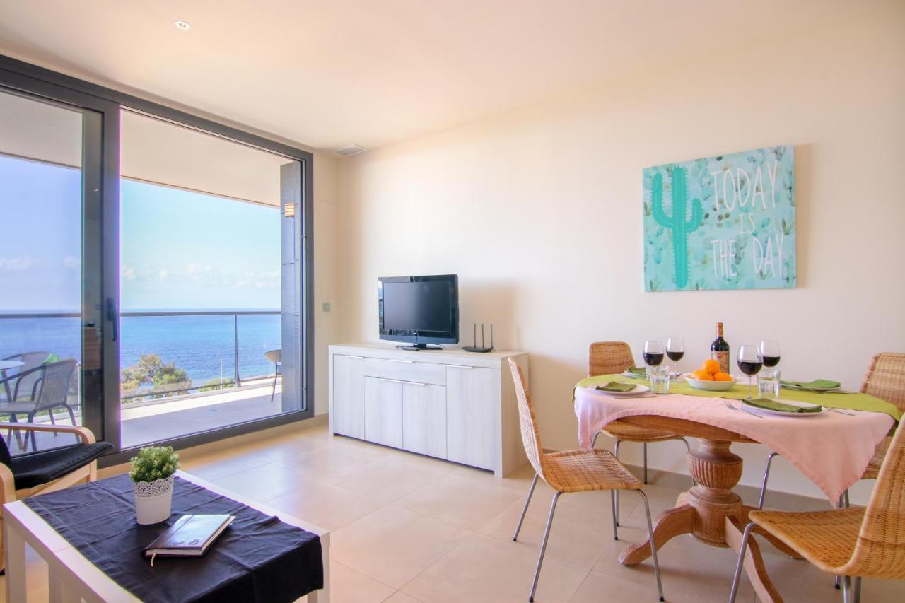 Premium Class Apartment Ла-Віла-Джойоза Екстер'єр фото