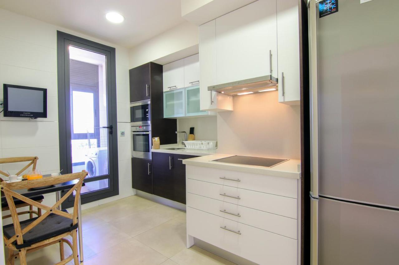 Premium Class Apartment Ла-Віла-Джойоза Екстер'єр фото